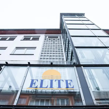 ホテル Elite